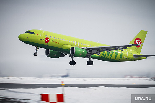 Таджикистан запретил полеты двум российским авиакомпаниям