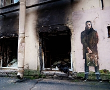 В Петербурге появилось граффити с Петром Павленским
