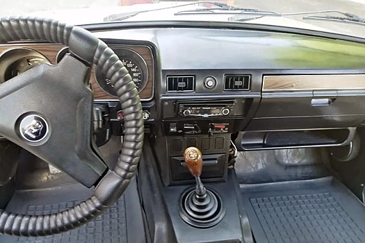 "Волгу" ГАЗ-24 в музейном состоянии выставили на продажу