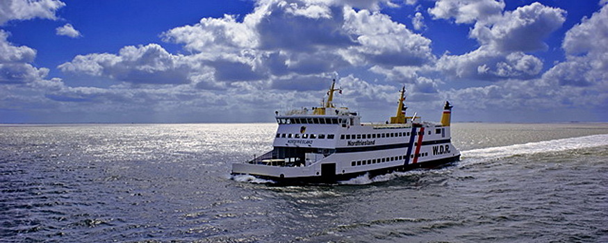 С 1 июля из Петербурга запустят туристический маршрут в Арктику