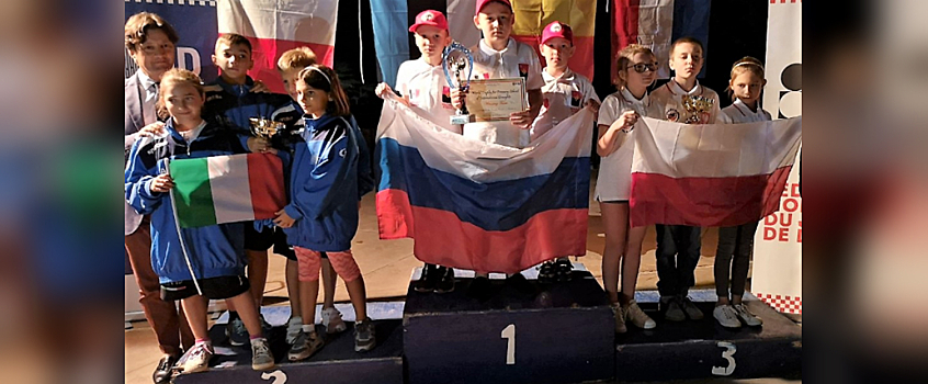 Первый Кубок мира по международным шашкам выиграли школьники из Удмуртии