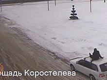 В Канске девушка проехала на крыше иномарки ради эффектных фото