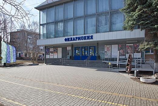 Глава Удмуртии распорядился установить нулевую ставку налога на имущество для кинотеатров