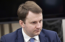 Орешкин предупредил о рисках укрепления рубля
