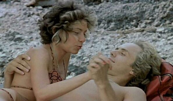 Кадр дня: как снимали постельную сцену в "Маленькой Вере"