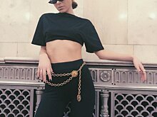 «Ты снималась в Матрице?»: наряд Елены Темниковой напомнил всем старый фильм