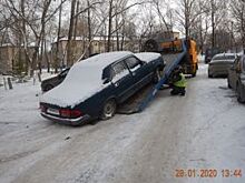 С улиц Засвияжского района Ульяновска убрали две брошенные легковушки