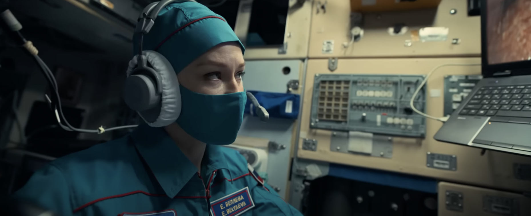 Вызов 2025 ок. Фильмы про медиков российские. фильм вызов. фильм кибер иван 2025.