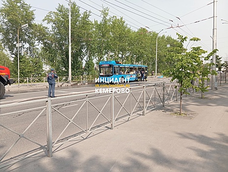 Очевидцы: газовый баллон взорвался на крыше автобуса в Кемерове