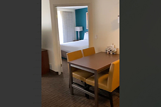 Российский боец UFC показал условия жизни в США