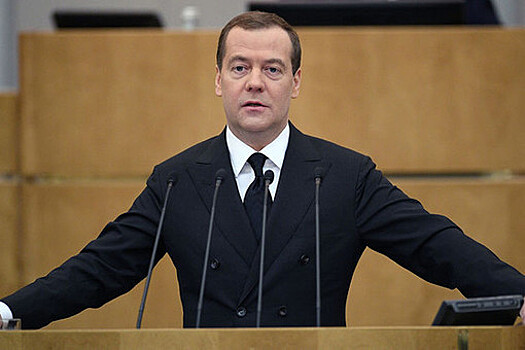 Медведев ответил на обвинения президента Грузии
