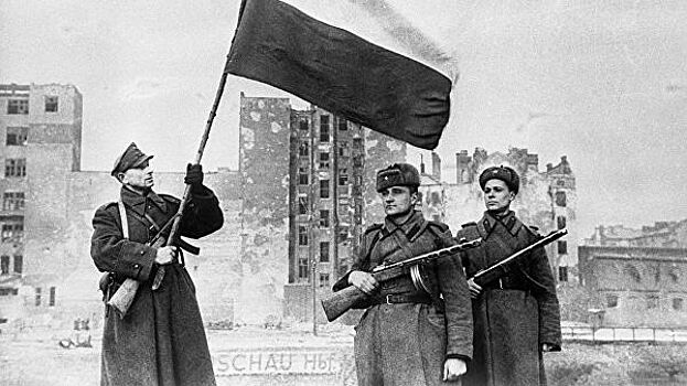 В Минобороны раскрыли потери советской армии при освобождении Польши