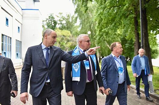Денис Паслер отметил успехи свердловского «Динамо» в день его 100-летнего юбилея