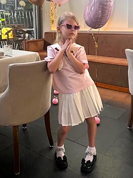 Павел Табаков отметил 5-летие дочери с Софьей Синицыной и своей новой избранницей