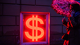 Экономист рассказал, когда курс доллара вырастет до 100 рублей