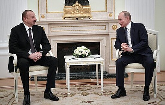 Алиев поздравил Путина с завершением подготовки к ЧМ-2018