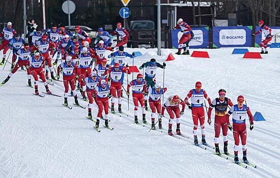 FIS пока не собирается обсуждать вопрос допуска российских лыжников