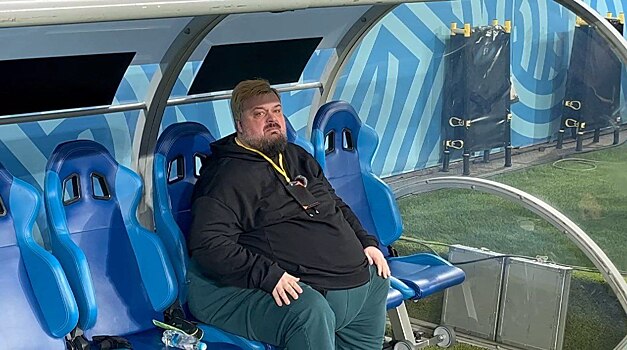 Комментатора Уткина призвали сделать операцию по уменьшению желудка