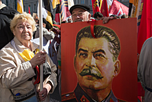 Зачем китайцы хотят достать тело Сталина из могилы