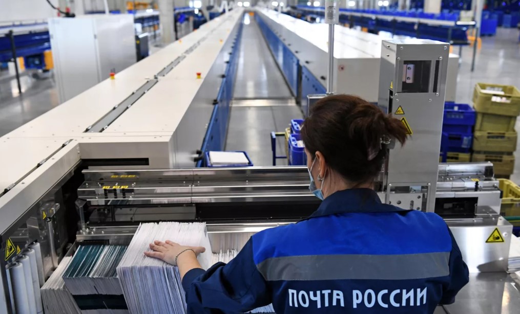 Работницу «Почты России» в Магадане обвинили в хищении 4,5 млн рублей