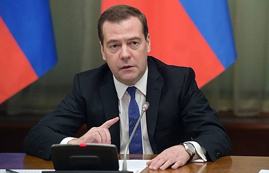 Медведев назвал бывшего президента Польши подстрекателем