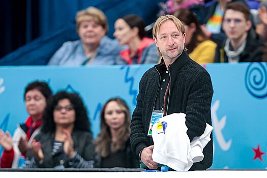 «Что за чай она пьёт?» Плющенко — о словах мамы Костылевой о том, что она «выкрала» дочь