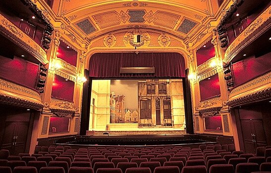 «Крещенский фестиваль» стартовал на подмостках театра «Новая опера»