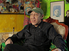 "Он для меня планета". Известные омичи о творчестве Дамира Муратова