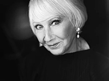 Продолжает сниматься в кино в 94 года: судьба Людмилы Арининой