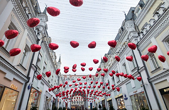Никакого праздника: в России подорожали гелий и воздушные шары