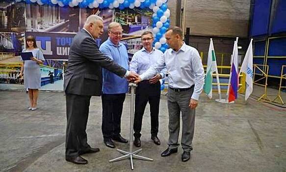 Якушев и Степашин открыли новую производственную линию на зауральском предприятии