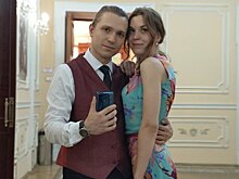 За день до свадьбы: поездку на #Ноябрьфест выиграл московский поэт с невестой