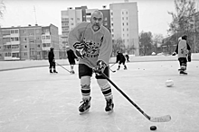 На Урале простились с известным хоккейным тренером