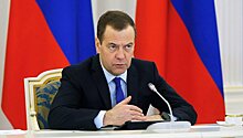 Медведев предложил продумать систему оповещения инвалидов о ЧС