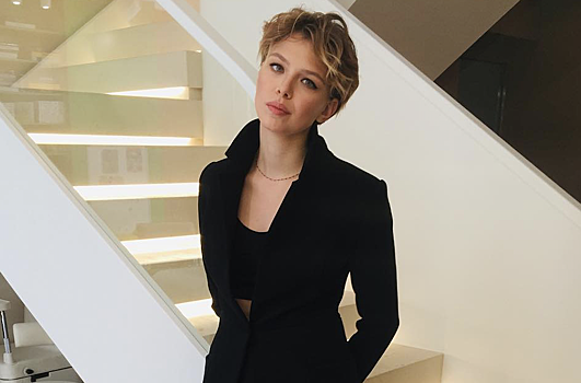 Актриса Таисия Вилкова поделилась архивными фото с отцом