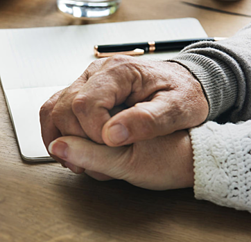 Кому повысят пенсии в ноябре: разъяснения Социального фонда России