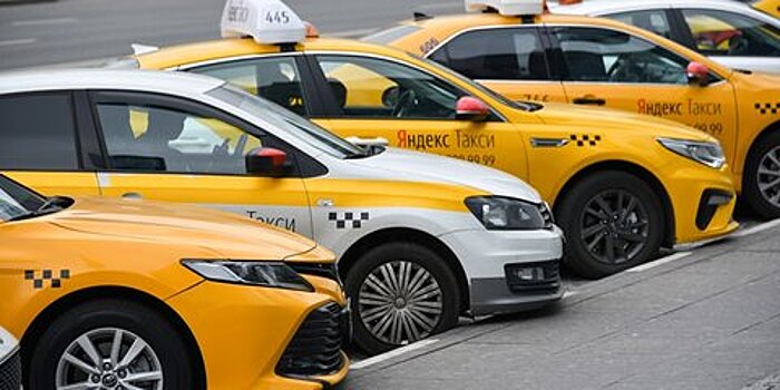 Число пассажиров такси в России за 10 лет выросло в четыре раза