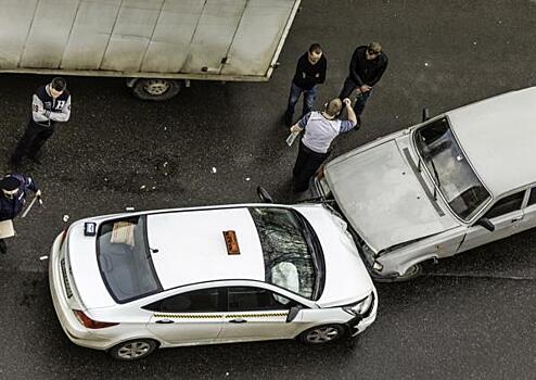 Страховщики перечислили самые аварийные марки автомобилей в РФ