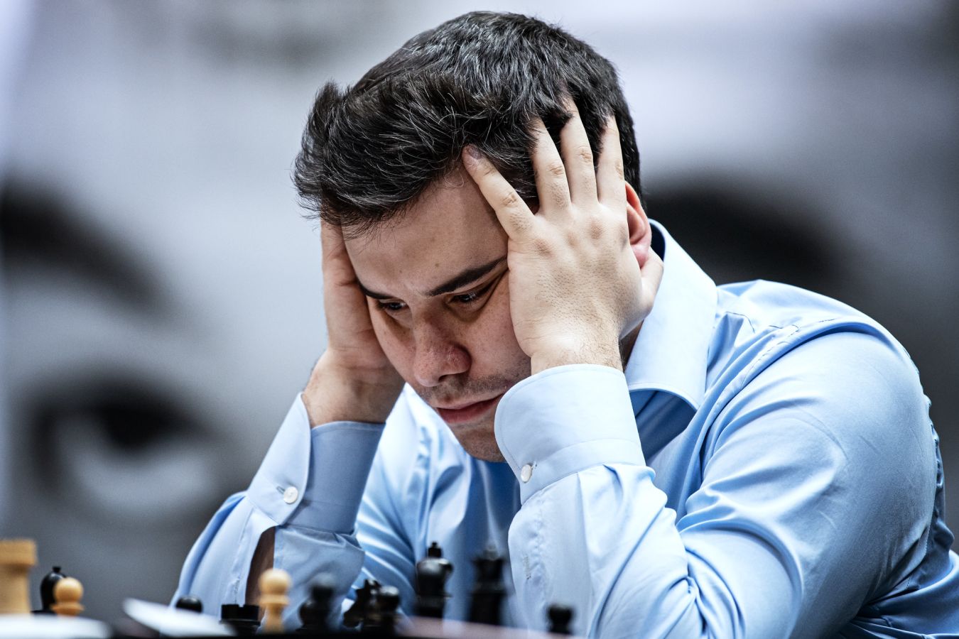 Непомнящий проиграл Каруане на шахматном турнире в Бухаресте, американец вышел в лидеры