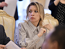 Захарова уточнила число высылаемых из США российских граждан
