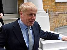 В Великобритании меняют лозунг режима изоляции