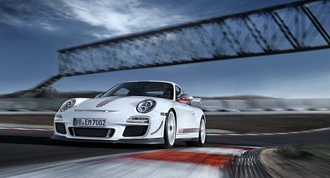 Официально представлен новый Porsche 911 GT3 RS: 525-сильный мотор и аэродинамический тормоз
