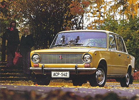 32% россиян в юности хотели купить машину производства СССР