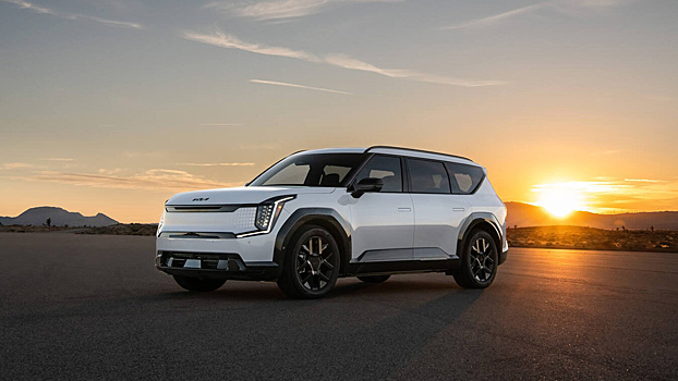 Буст-режим и 4,5 секунды до «сотни»: флагманский Kia EV9 получил «ночную» версию