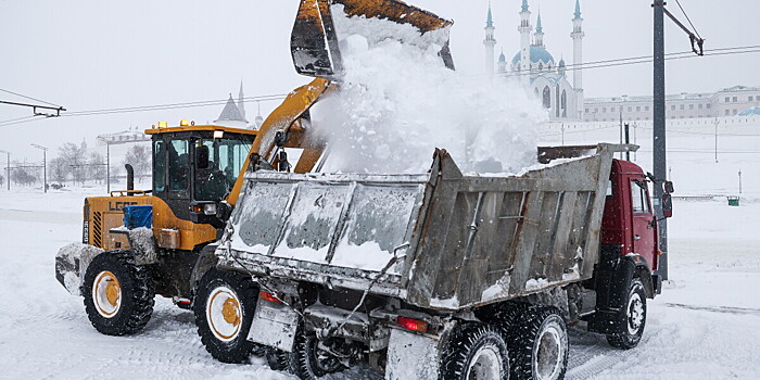 Миллион тонн снега выпало с начала января в Казани