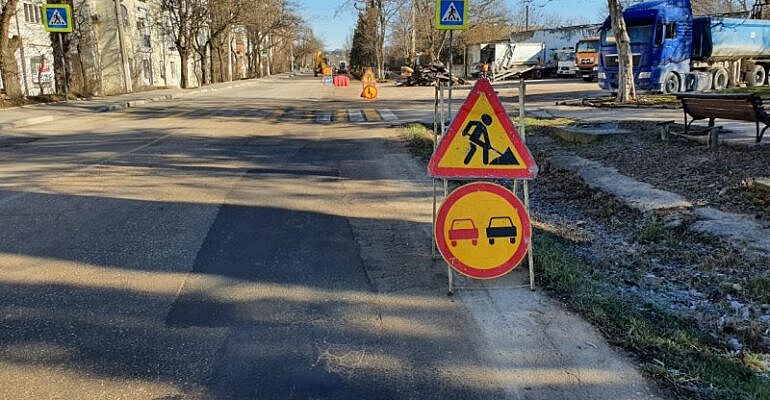 В Балаклаве ремонтируют улицу по нацпроекту