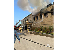 В Дагестане загорелось здание Дербентского коньячного комбината