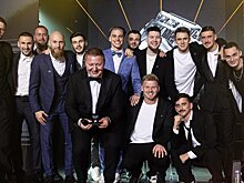 «Амкал» раздал премиальные за победу в Кубке Лиги. Маврин получил 230 тысяч рублей, Панов – 220