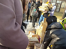 В Армавире активисты РГО провели акцию по сбору макулатуры