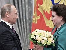 Путин отметил вклад Терешковой в развитие космонавтики